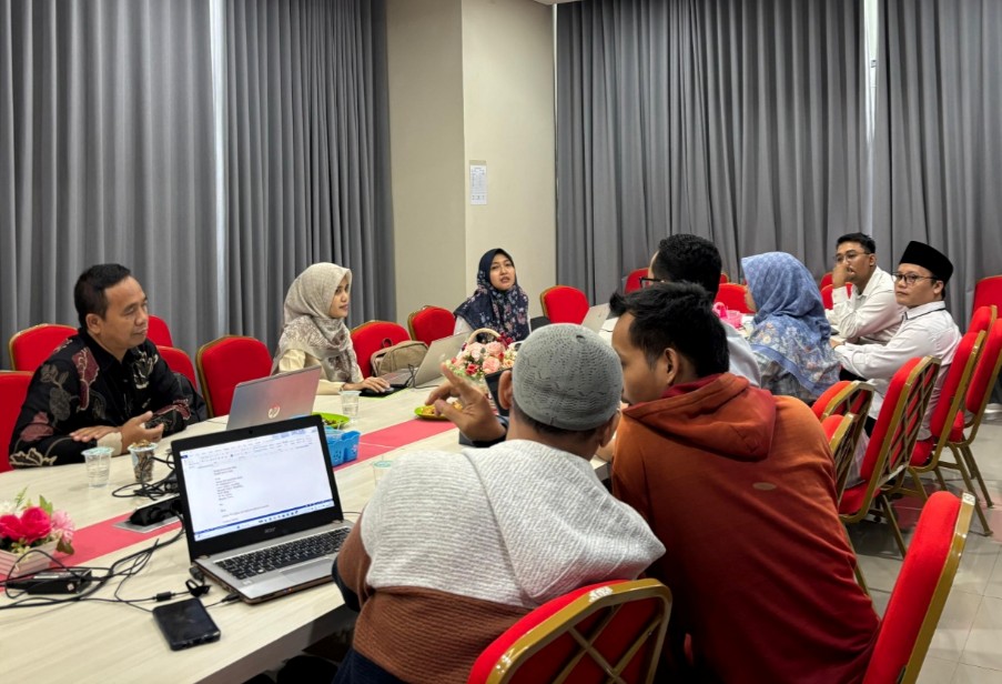 FEBI UIN SAIZU Gelar Rapat Evaluasi Program Kerja Prodi Ekonomi Syariah: Dorong Sinergi dan Perbaikan Berkelanjutan