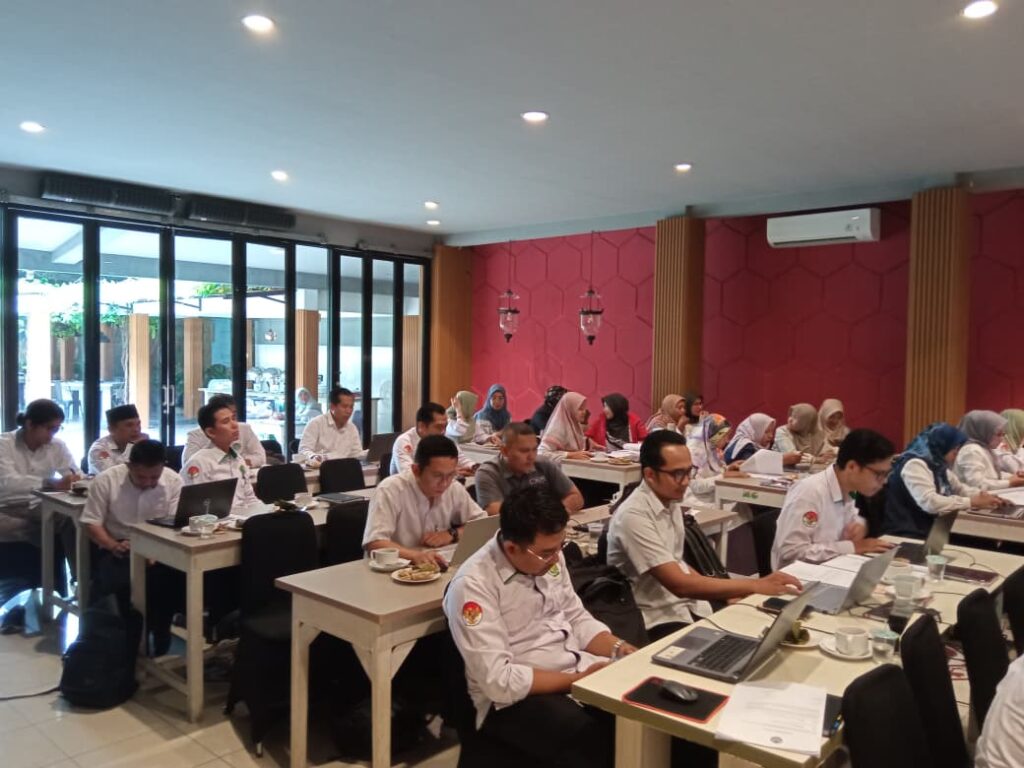 Rapat Kerja FEBI UIN Saizu 2026 Tekankan Penguatan Tata Kelola dan Evaluasi Kinerja Dosen
